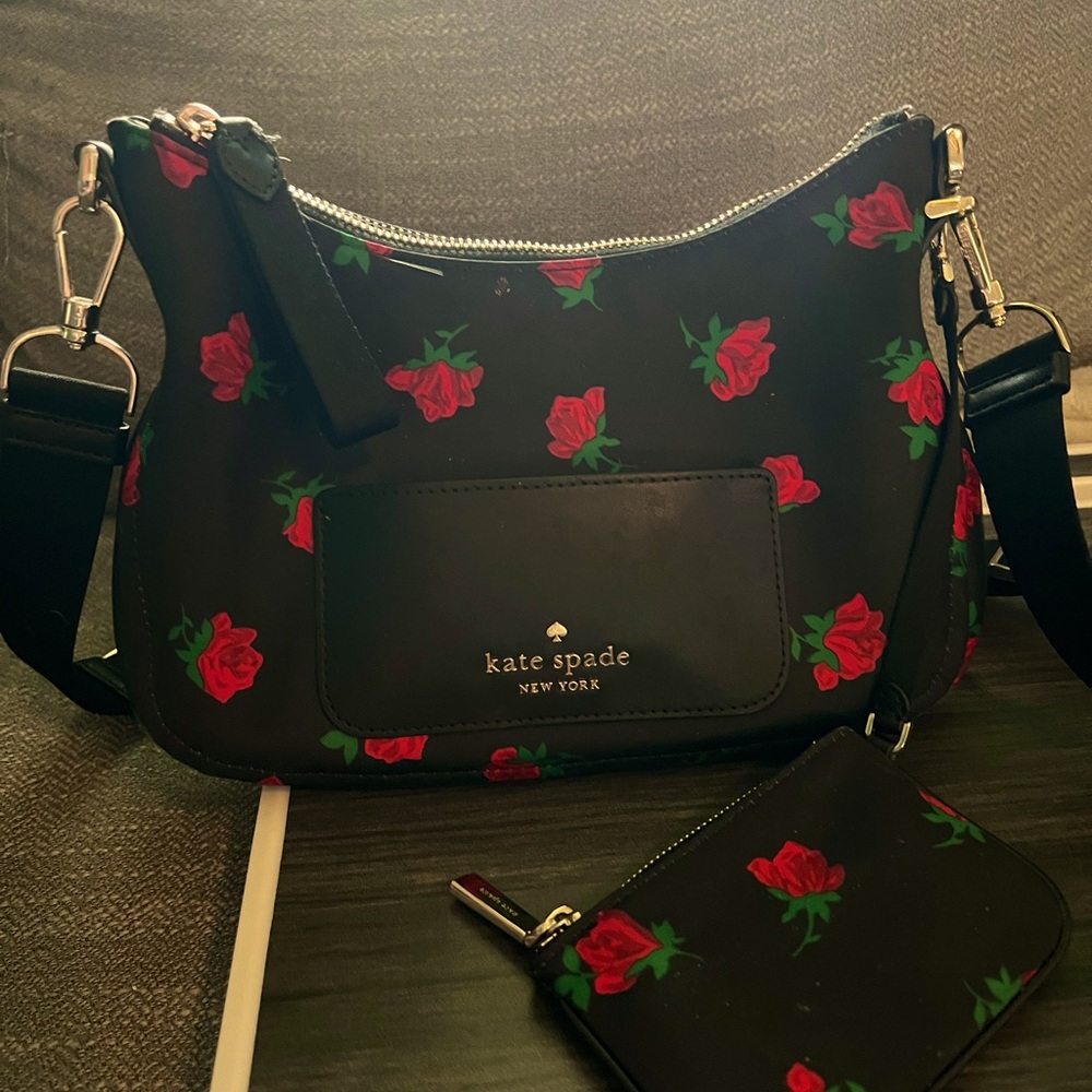 Kate Spade Chelsea Crossbody Bag w Coin Pouch Nylon Rose Toss Print KE437